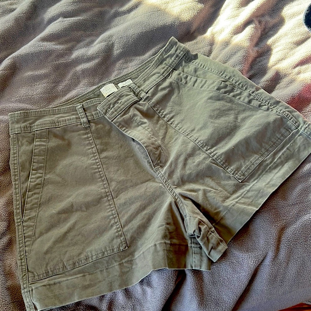 A new day shorts. Size 14. Olive color.